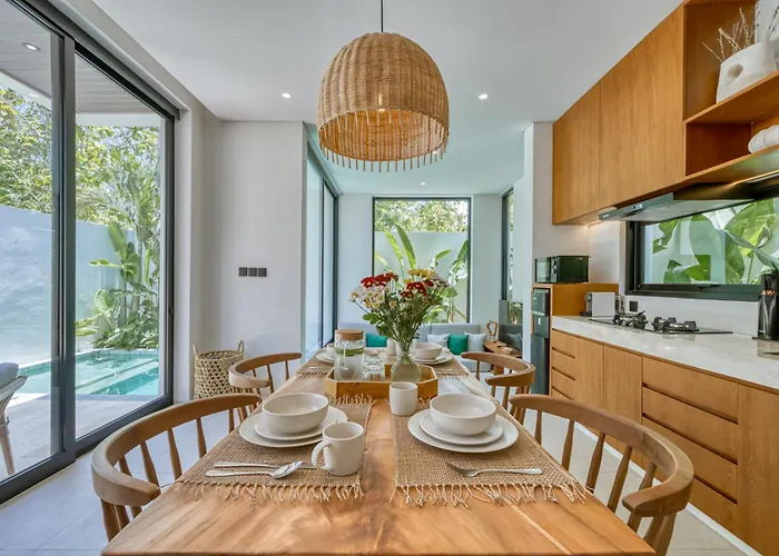 Malvarrosa Stylish 1br Private Pool Bingin *